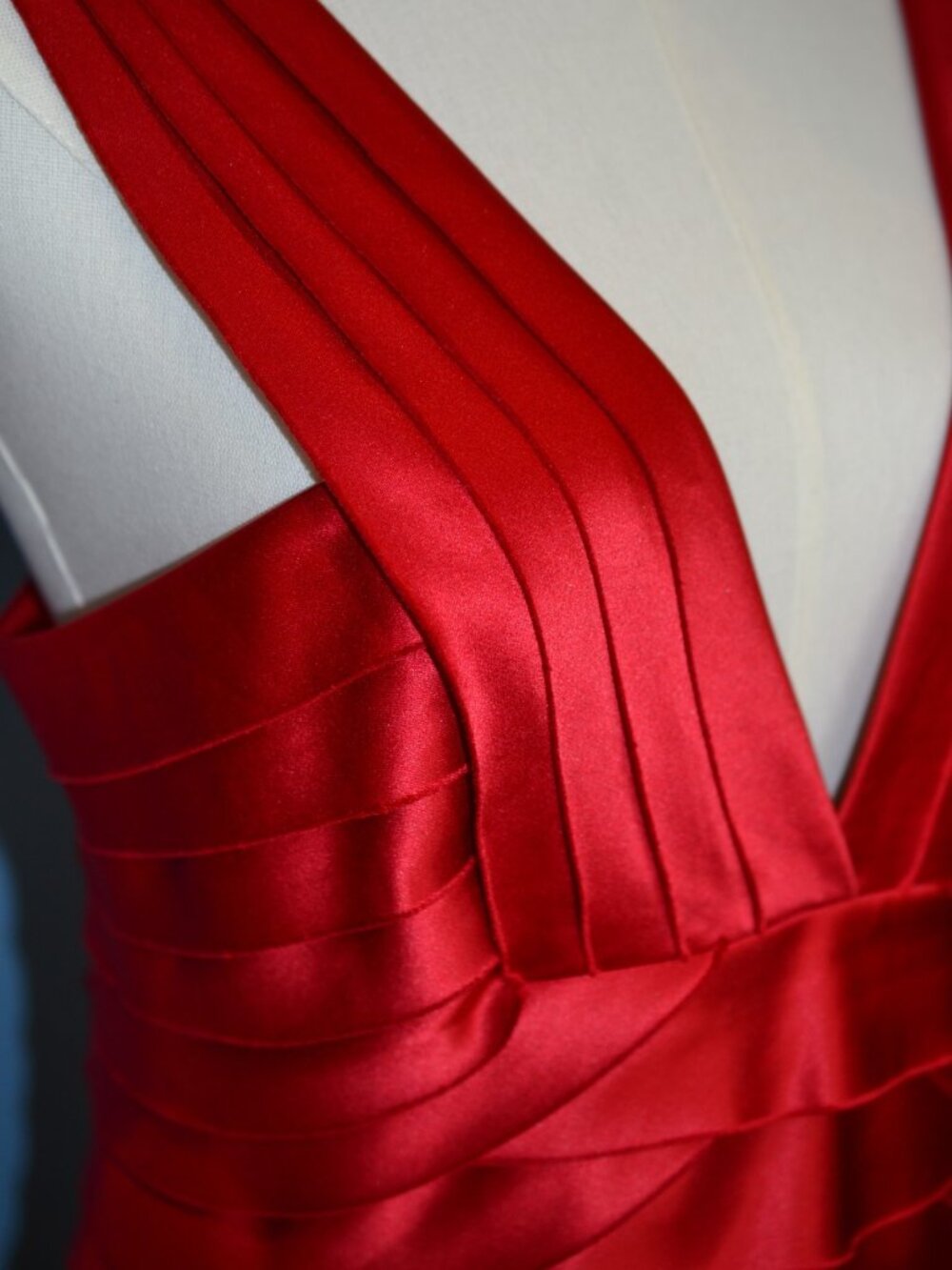 BCBGMaxAzria Red Satin Cocktail Dress Ribbon V-neckline